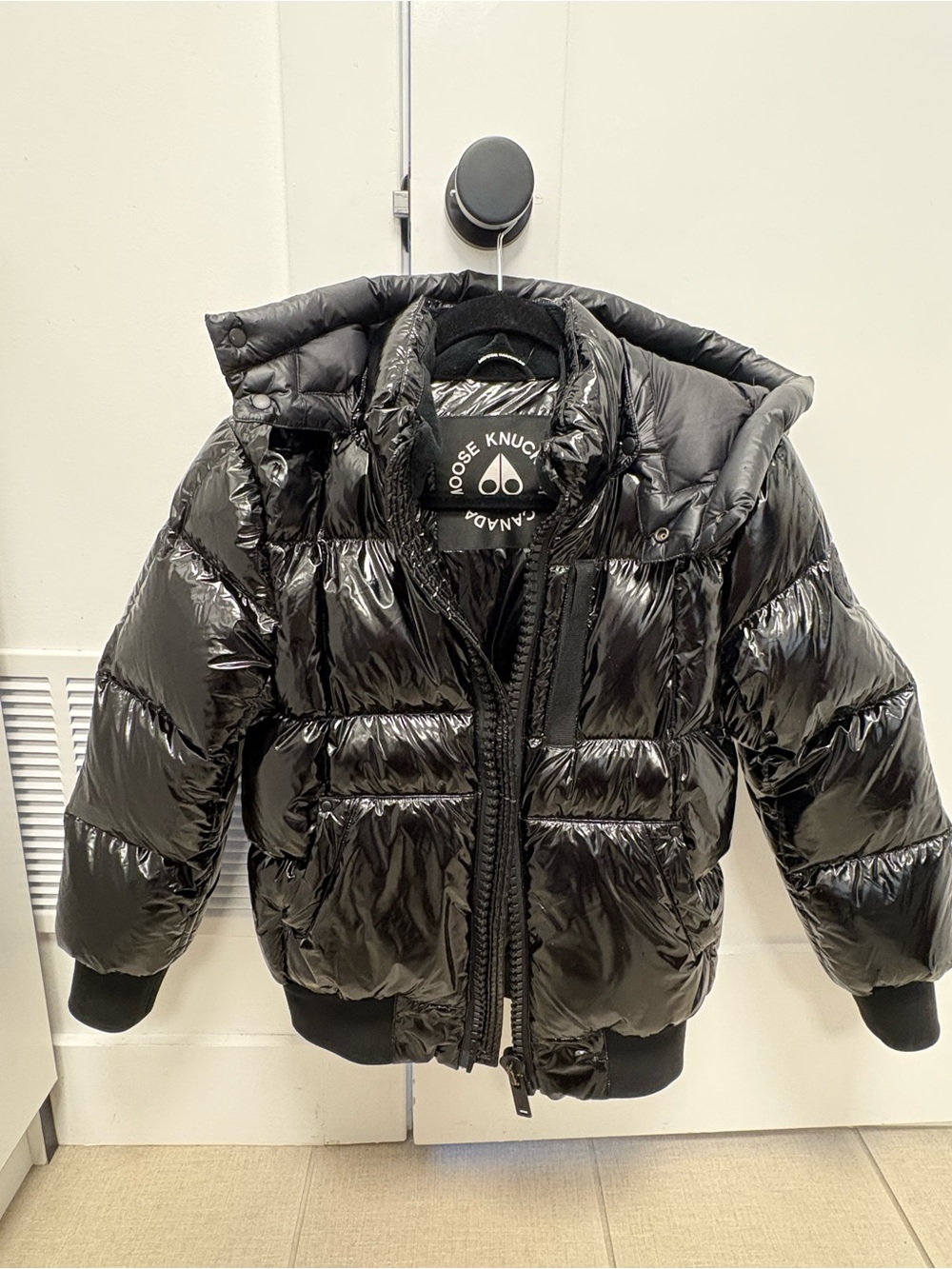 Moose Knuckles Kids Black Glossy Puffer Coat